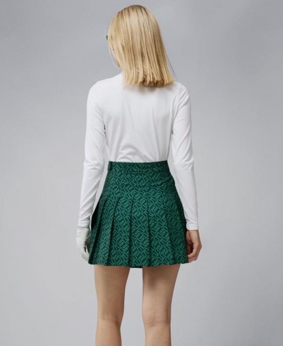 Modern Classics with j.lindeberg uk