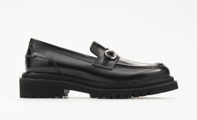 How lottusse loafers Became Part of My Professional Identity